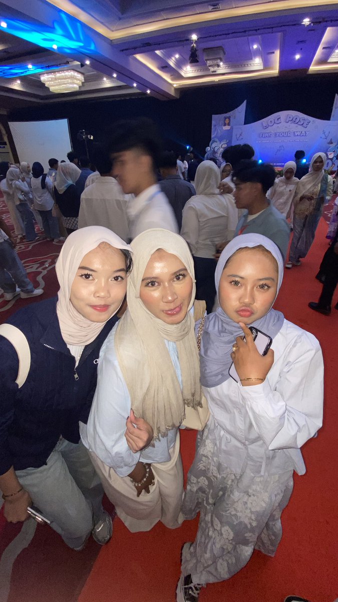 lluupoii's tweet photo. KANGENNN JAMAAH IMUTKUUUUU https://t.co/bBt4nG4Bpb