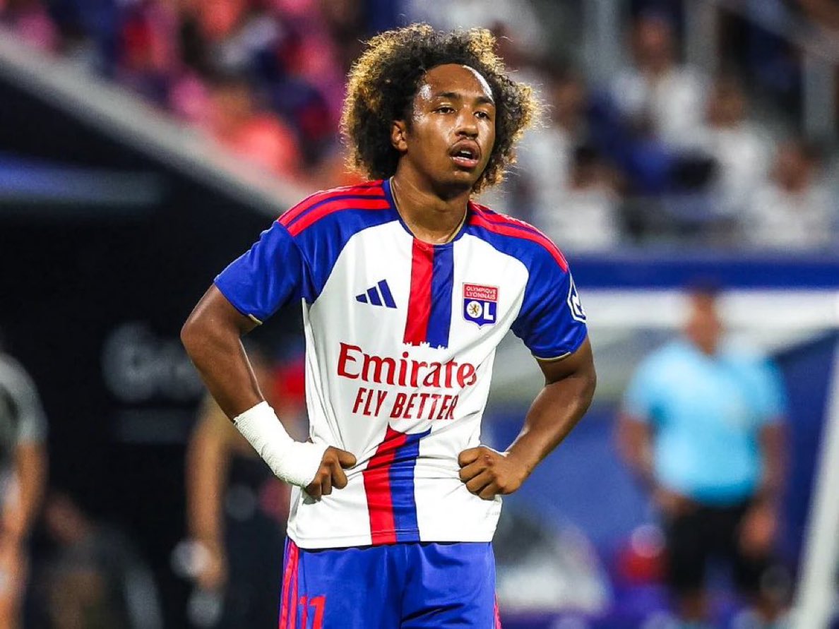 Thisisfootba's tweet photo. 🚨 EXCLUSIVE: Arsenal are exploring a move for Lyon winger Malick Fofana and have made initial enquiries to assess the feasibility of a deal, according to RMC Sport.

Fofana is interested in the possibility of joining Arsenal #AFC https://t.co/cZRY5pFZxZ