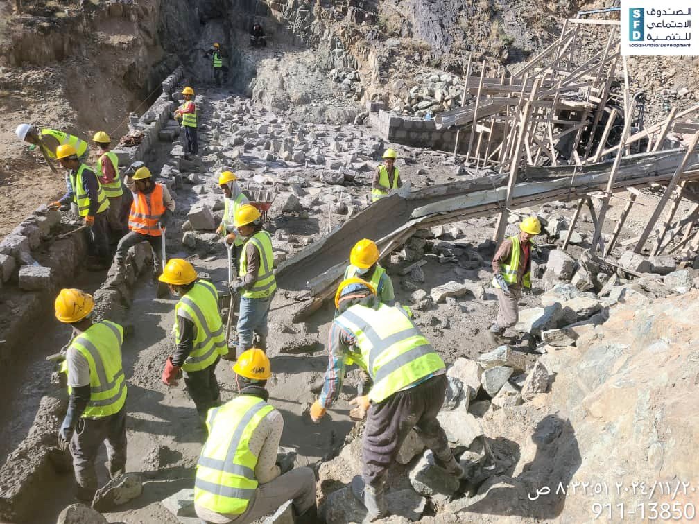 SFDYemen's tweet photo. Q: Why haven't supported public bodies for 13 years?
A: Due to their absence fm #Yemen &amp; weakened governance. They've generously supported SFD, incl. $360M secured &amp; projected, due to its institutional #governance and uncompromising independence that donors consistently evaluate. https://t.co/3qbmLWZs58
