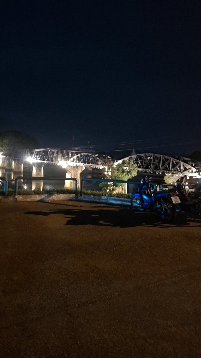 pphas_ra22648's tweet photo. ในเมืองเงียบเหงาจัง🥺🥺 #หาเพื่อนนั่งเล่น💦💦 https://t.co/UnYzxLQPYD