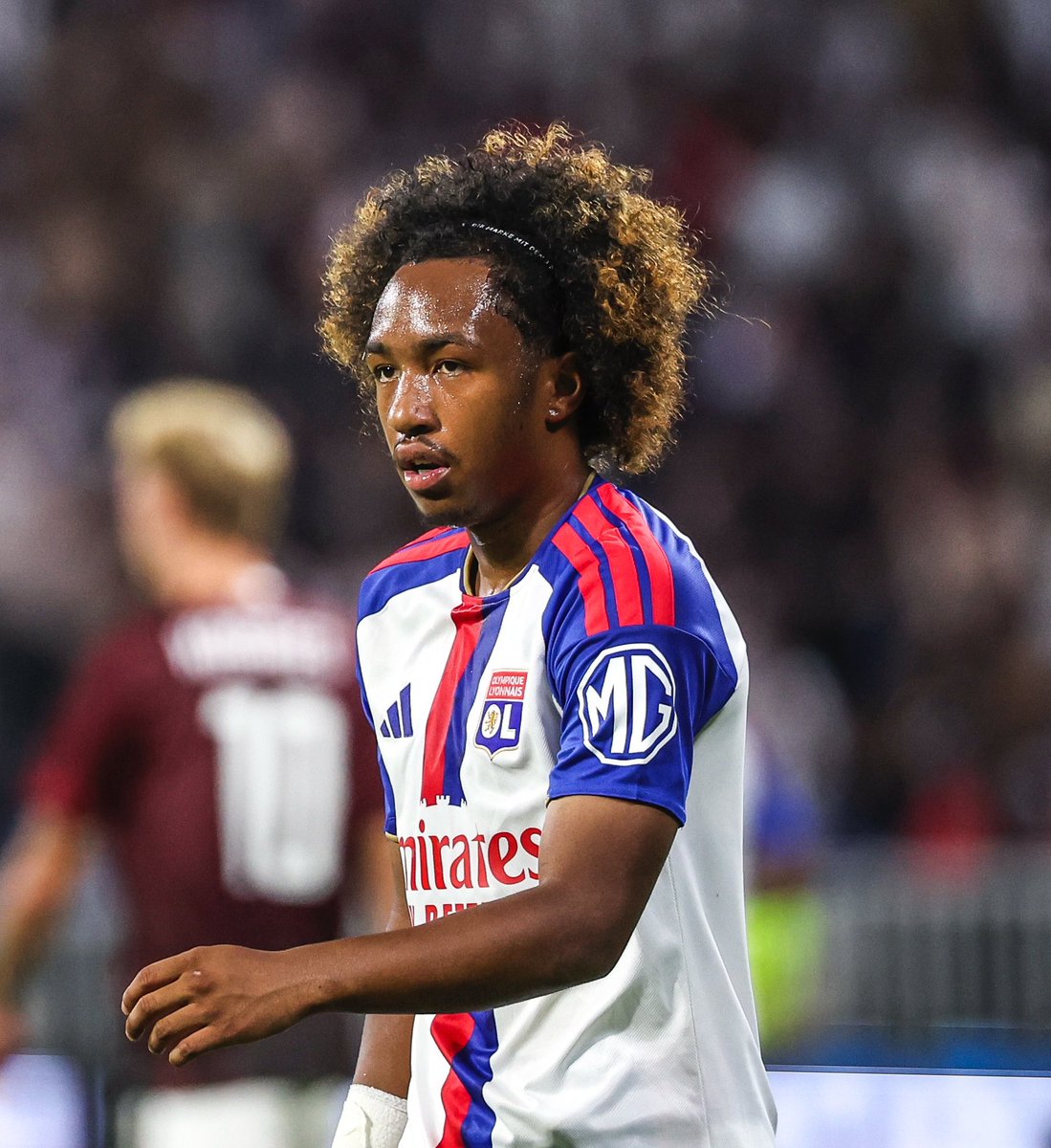 ActuFoot_'s tweet photo. 🚨 ARSENAL EST EN PÔLE POSITION POUR MALICK FOFANA 🇧🇪 ! ❤️🤍

L’OL attend environ 40 M€. 💰

Un accord entre le joueur et les Gunners ne devrait pas poser problème.

🗞️ @lequipe / @FabriceHawkins https://t.co/NDpG86TiIo