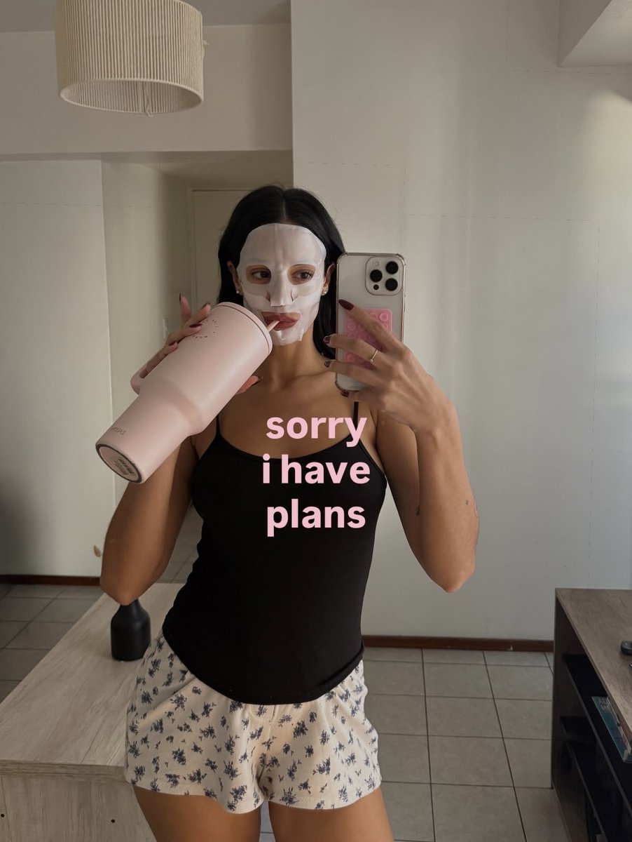 classyladylife's tweet photo. “Sorry I have plans”

The plans: https://t.co/678g1XLiyx