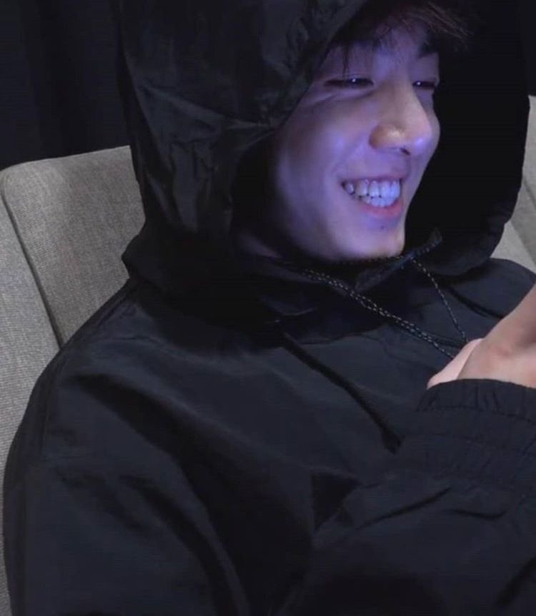 jungcookq's tweet photo. happy birthday, my human form of happiness.🥺❤️ #HappyBirthdayJK

if there were a word that could describe the purest kind of love i’ve ever had for someone, maybe it would be this. https://t.co/BZMlGkZZWL