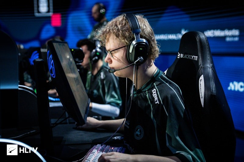 Gamers_Shack's tweet photo. 🏆 Jimpphat says Aurora's mentality collapsed in BLAST Open Porto loss to G2

Jimi "Jimpphat" Salo said Aurora's mentality collapsed after a double-overtime loss on Inferno in their elimination match against G2 at BLAST Open Porto. The team won Anubis, then lost Inferno and struggled on Mirage, where players went quiet and frustrated after losing a Deagle round.

"The mental part we need to work on it, and as a team it's a big problem for us. This is the next thing we really need to figure out and sort it out from our way, because it's holding us [back] a lot," he told HLTV. The former MOUZ player added that the new international roster is still figuring things out, and this exit follows a round of 16 finish at Esports World Cup.

⚡️#GamersShack #cs2