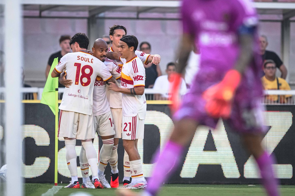 OfficialASRoma's tweet photo. 1⃣4⃣🇳🇱

#LecceRoma 0-1 https://t.co/cEnUUnliOt