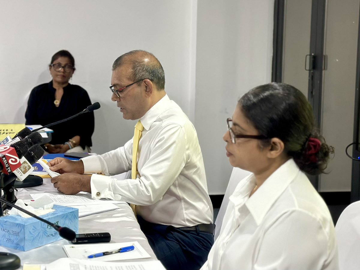 charly_thuthu's tweet photo. އެމްޑީޕީގެ ޤައުމީ މަޖިލީހުގެ 4 ވަނަ ދައުރުގެ 37 ވަނަ ބައްދަލުވުން https://t.co/SsUgoRy9TR