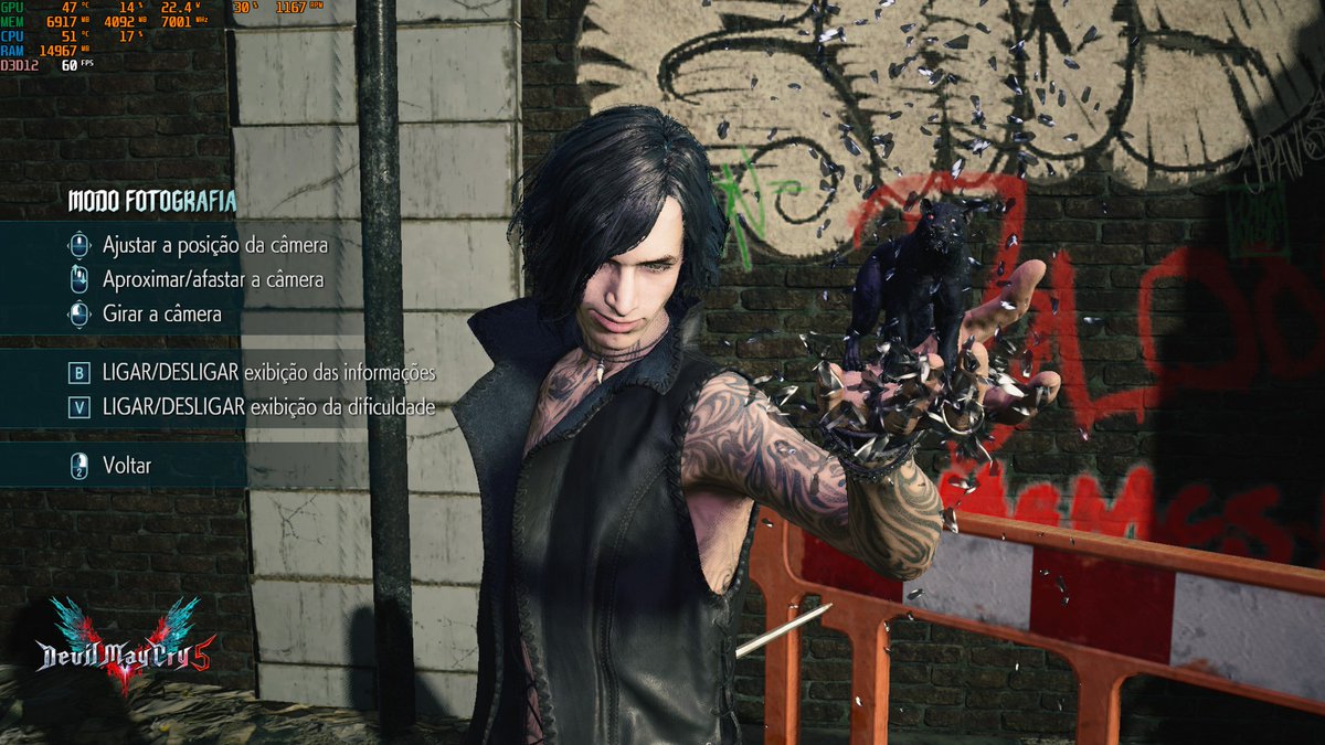 Akiramask67's tweet photo. @weirdnaaa @kerberdiego O pessoal do twitter cria muito alarde pra algo que é bom se usado do jeito certo

aqui uma print do cyberpunk e outra de dmc 5 off / on https://t.co/IjQDCDi9tY