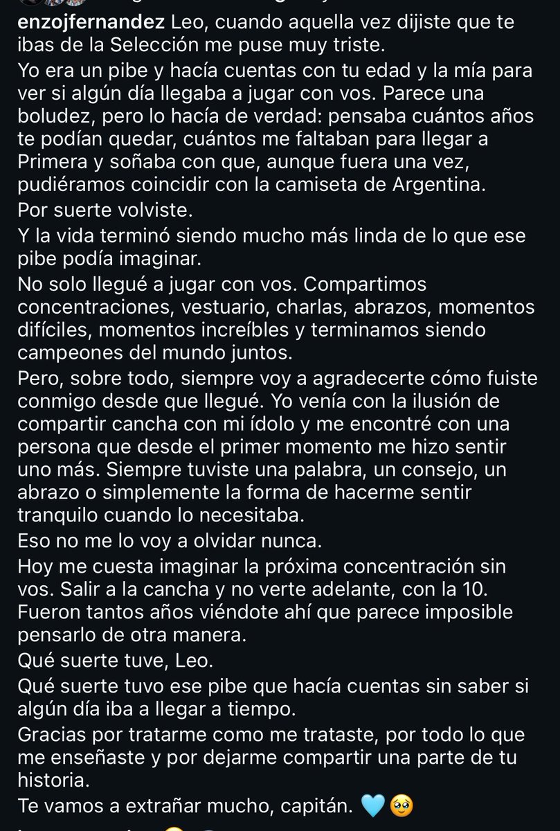 swiftndaya's tweet photo. ah no me hizo PELOTA https://t.co/0LYsfjd9MY