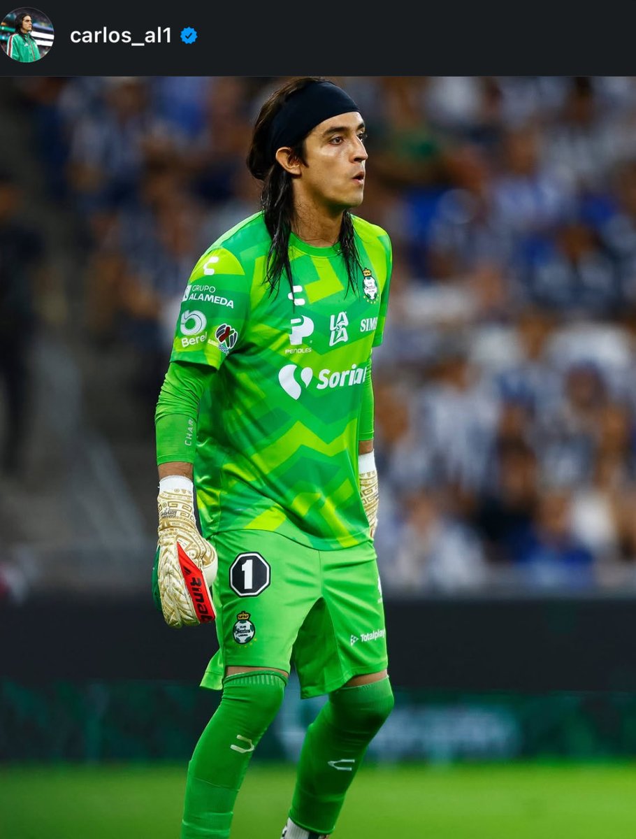 lvsdcc's tweet photo. carlos acevedo es como

serle fiel a su novia: ❌😵
serle fiel al equipo más culero de la liga mx: ✅😍 https://t.co/1GEPEX9bTI