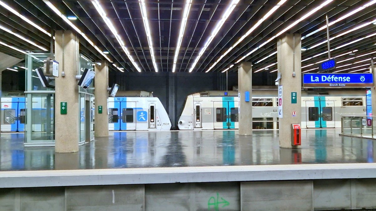 sgenmobilite's tweet photo. 📽 [4K][60 FPS]🟥RER A🟥🚈UM MI09 STIF + MI2N Altéo IDFM🚈Essais dynamiques : Rueil ➡️ Sucy via Vincennes 🎥

📽 https://t.co/Gt3c6TX81o 🎥

#rera #ummi09mi2n #ratp #stif #idfm #mi09 #mi2n #alteo #rueil #sucy #vincennes #ladefense #saintmaur #nanterre https://t.co/mwW1VIaAeT