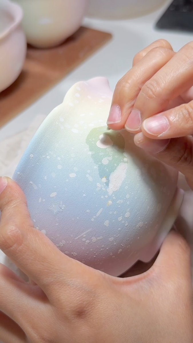 pintopottery's tweet photo. estas obras, porque quiero empezar con su lectura pero de primeras me gustaría saber cuántas cosas similares o parecidas voy a ver y qué conceptos podría solapar para tener una lectura más sólida, gracias ! https://t.co/Rq9xG7SiGh