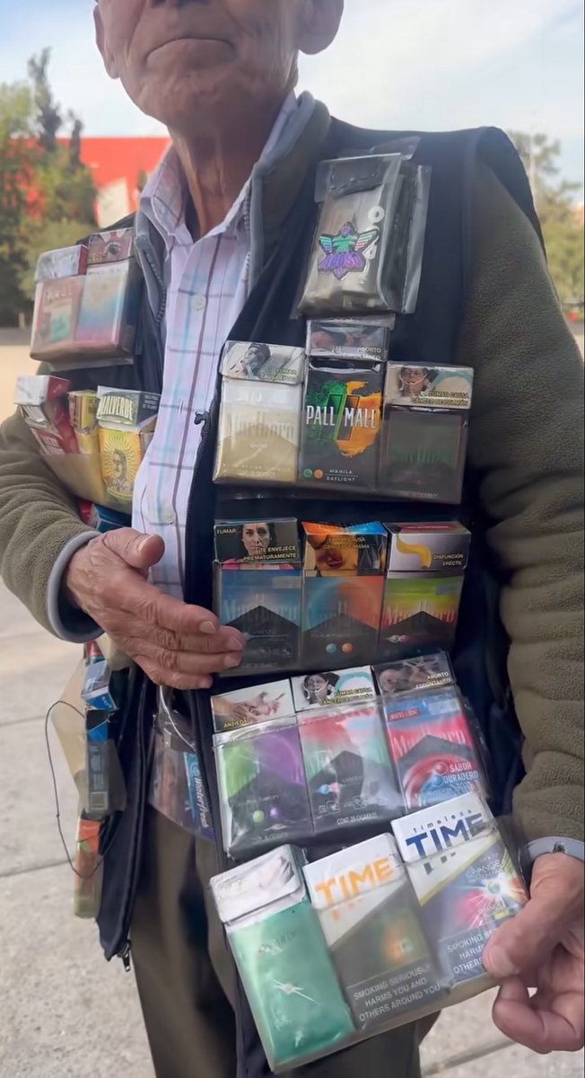 2High___2Care's tweet photo. Me pulling up to ARC with my Mexico cigarettes https://t.co/BnFu1Yyp9M