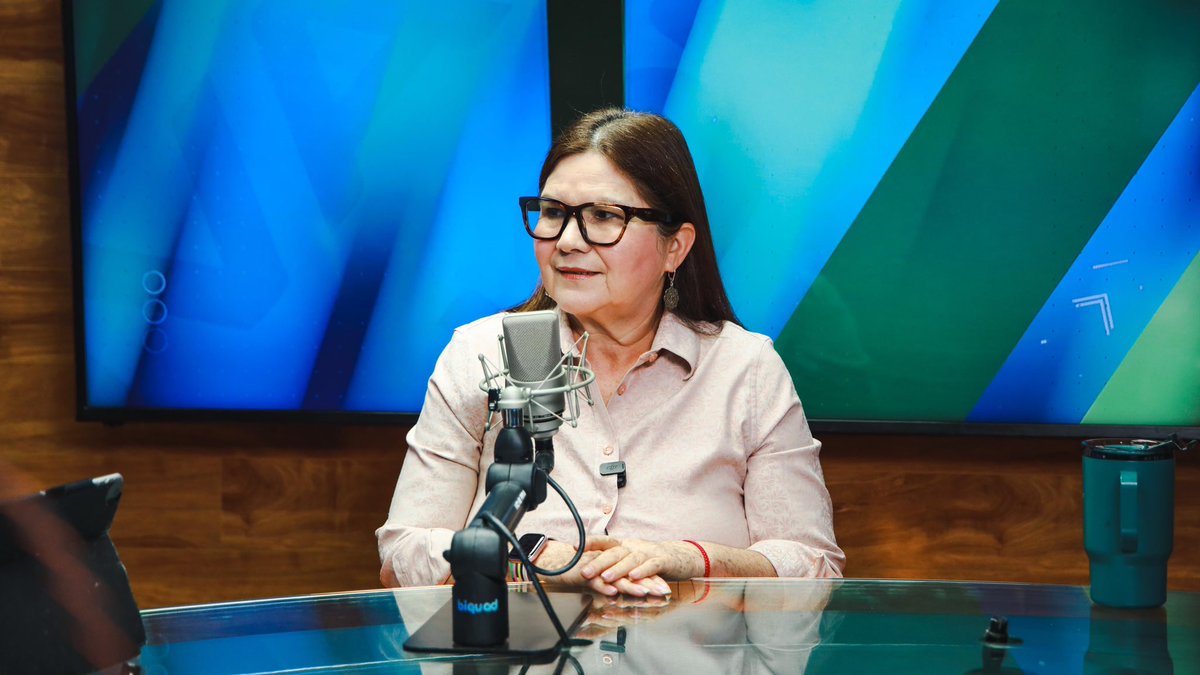 imeldacastromx's tweet photo. 🎙️ En @vivalanoticia con @EnriqueGVargas hablamos de la etapa que iniciamos en #Sinaloa: organización, encuentros con la militancia y las estructuras de nuestro movimiento, y mucho trabajo en territorio.

También compartimos la tarea de estas próximas semanas que será difundir los logros del gobierno de nuestra presidenta @Claudiashein, con motivo de su Segundo Informe. 🇲🇽