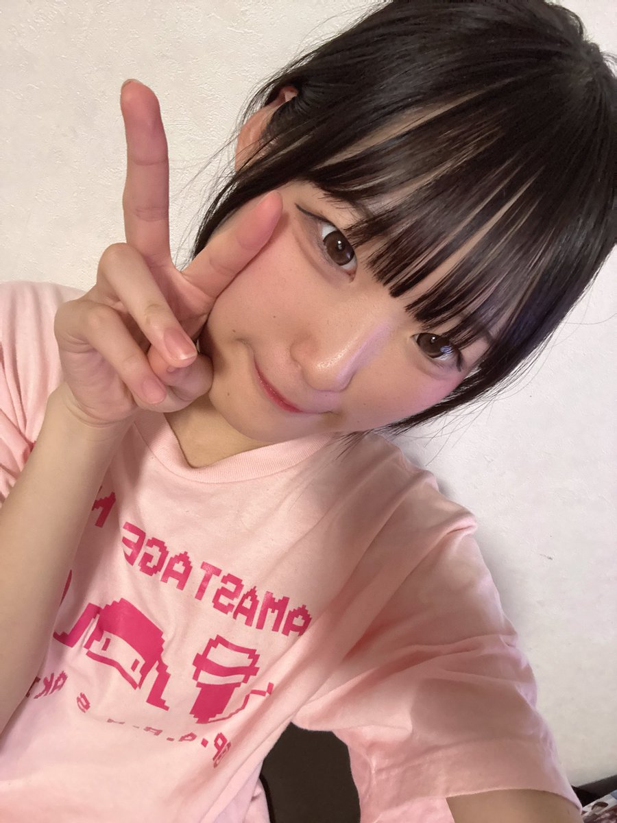 mkrn_sui's tweet photo. まじで大暴れ配信、ありがとうございました！思ってたよりたくさんの人が見に来てくれて嬉しかった😍😍😍😍ゆなも来てくれてありがとー😍😍😍💖💖💖
ユニステで会いましょー😍 https://t.co/R3v8vk4ev1