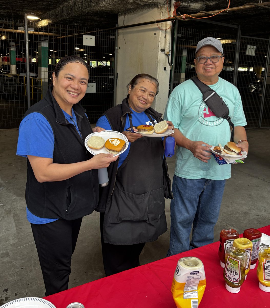 UFCWLocal247's tweet photo. It's been great to see so many members participating in our Union Summer BBQs over the past few weeks. These events are about building union awareness among UFCW 247 members... and they're just fun! 

This week, we visit members on Vancouver Island! https://t.co/xVykGxBYc4
