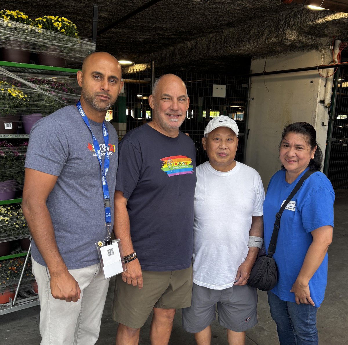 UFCWLocal247's tweet photo. It's been great to see so many members participating in our Union Summer BBQs over the past few weeks. These events are about building union awareness among UFCW 247 members... and they're just fun! 

This week, we visit members on Vancouver Island! https://t.co/xVykGxBYc4