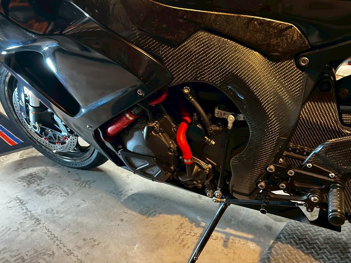 nky_sc57's tweet photo. #バイク売ります 
(ガレージ整理に伴い)

cbr1000rr sc57 後期
距離:約40,000km
車検:今年の7月で満了
ガレージ保管車両
バッテリー交換推奨

値段70万
※引き取り希望
マフラーや外装パーツ有り
(値段は要相談)

詳細DMまでお願いします。 https://t.co/g6pXbAoUT3