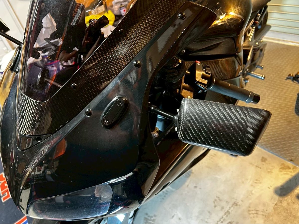 nky_sc57's tweet photo. #バイク売ります 
(ガレージ整理に伴い)

cbr1000rr sc57 後期
距離:約40,000km
車検:今年の7月で満了
ガレージ保管車両
バッテリー交換推奨

値段70万
※引き取り希望
マフラーや外装パーツ有り
(値段は要相談)

詳細DMまでお願いします。 https://t.co/g6pXbAoUT3