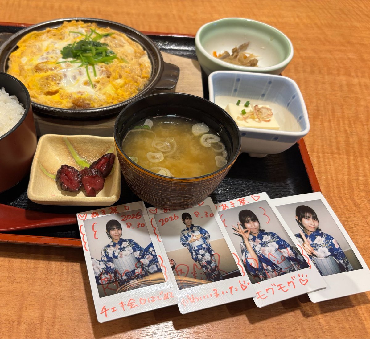akicha4648's tweet photo. 月末にeリコリスリコイルで巻き返しの悪あがきをしようと思ったけど、リコリコ温泉コラボが月末で終わるのを思い出し、莉子チェキを持って庭の湯へ♨️

温泉▶︎プール▶︎ビール＆カツ煮▶︎ゴロゴロ▶︎温泉を満喫😊

日曜のチェキ会、りこにゃんの着物姿かわいかったー📣
 #りこにゃん隊  #ハルカナ https://t.co/NB3A4Kj4AH