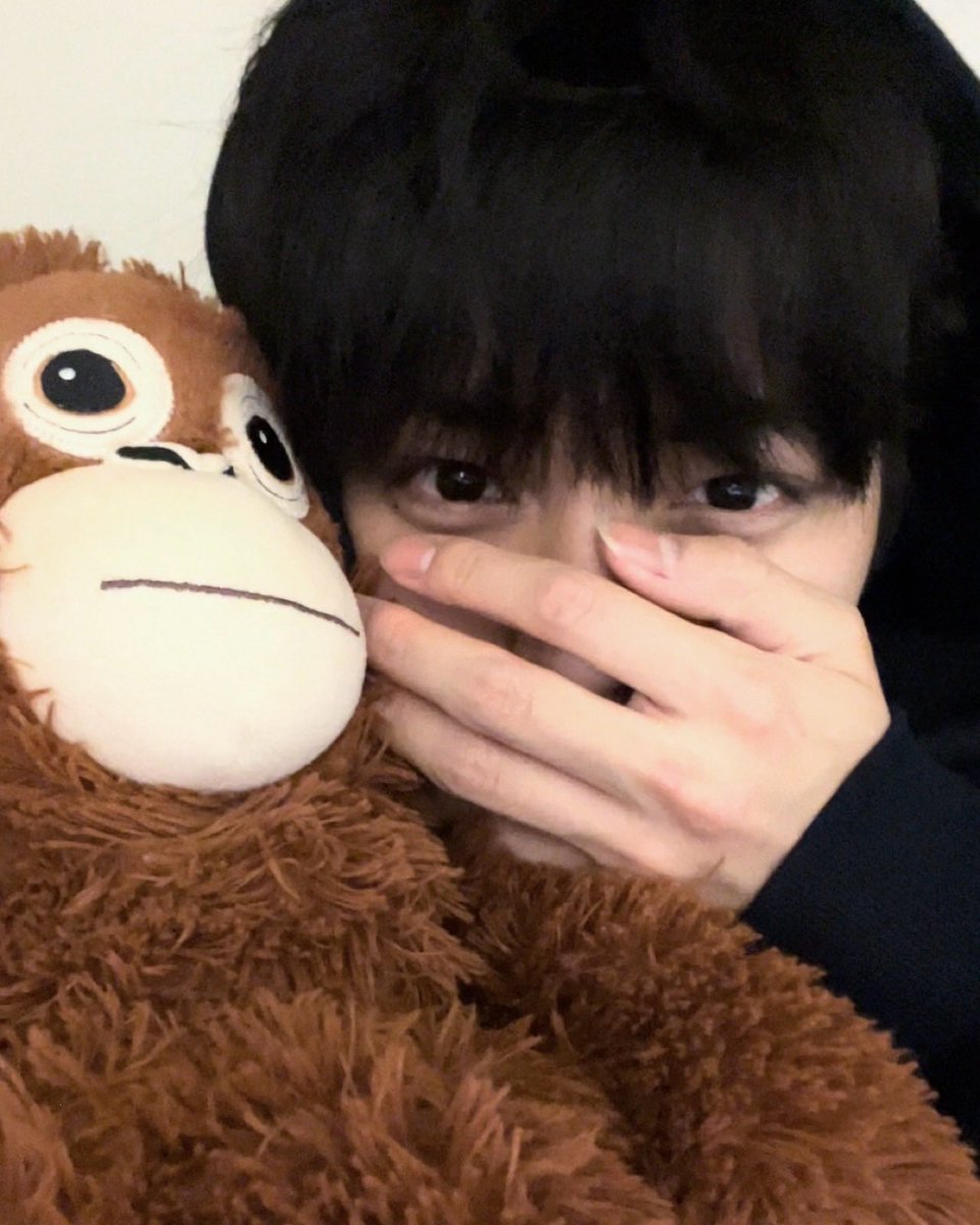 dhtldhsducls's tweet photo. 참좋군..잘생긴청년 https://t.co/Szz4UyZVdg