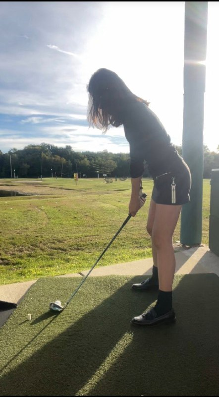 MadisonPartwl0's tweet photo. I had a great day with my friends. #golf #lifewithlondie https://t.co/APW5Ni4lOE