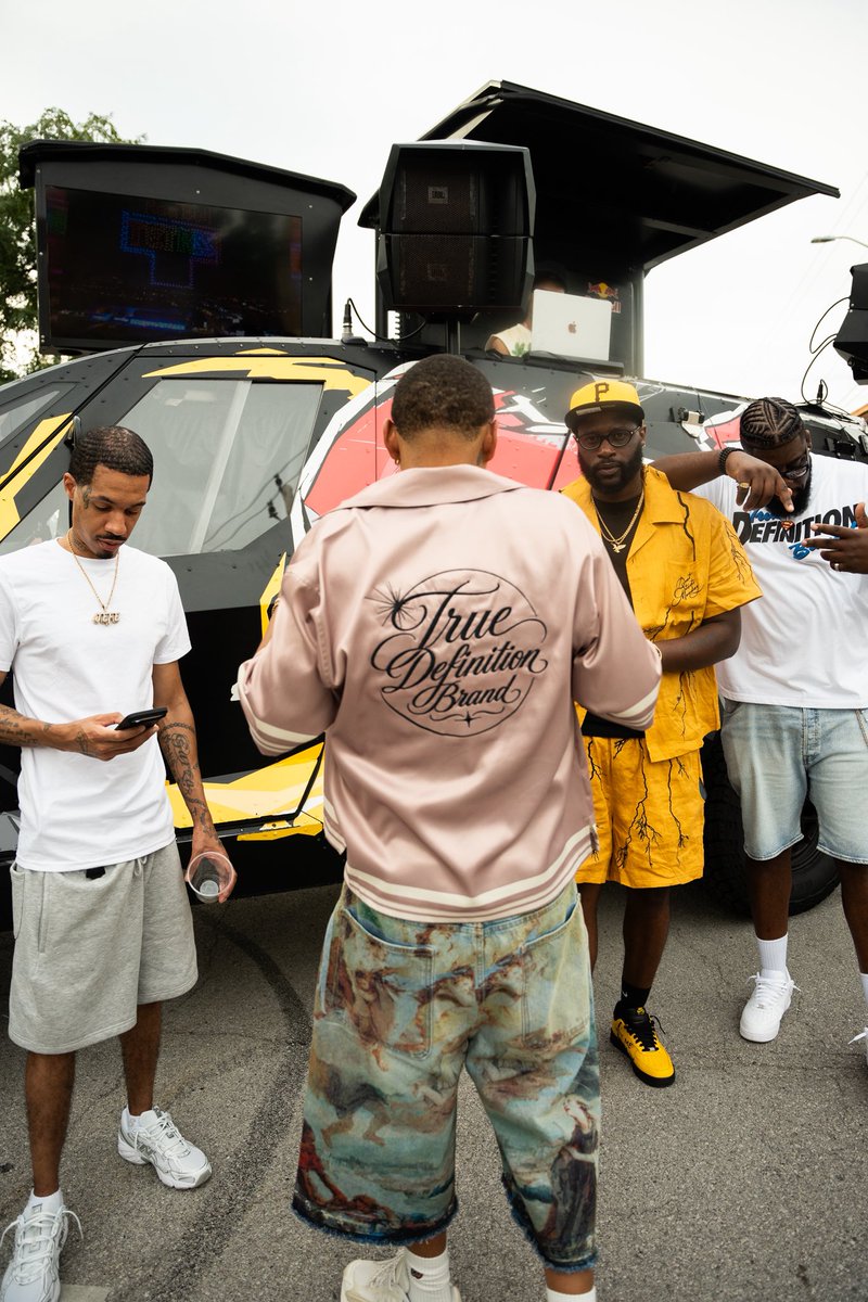 Elimade6ix tweet picture