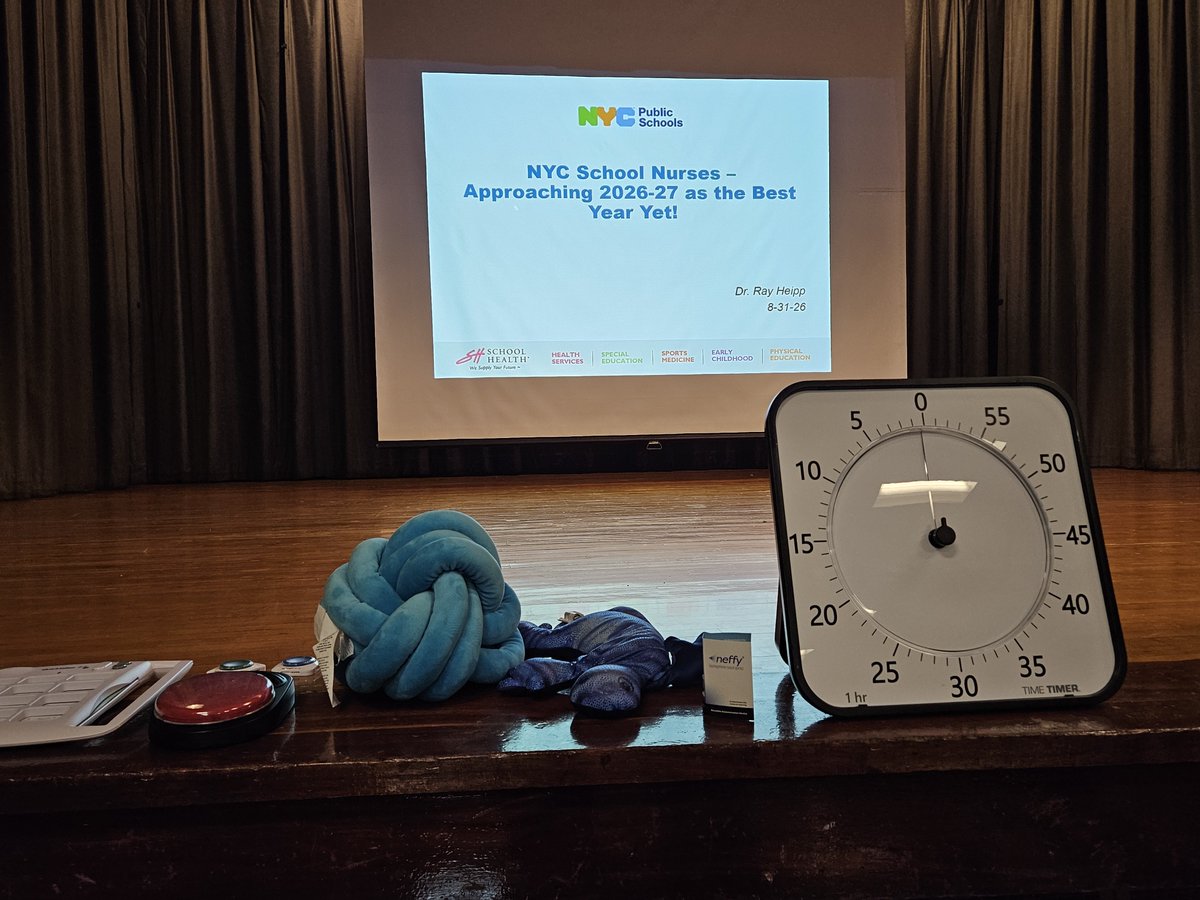 DrSmartEd's tweet photo. Getting ready for session 2 with our  @NYC_DOE health services and school nurse team. @schoolhealth https://t.co/taxUjtGZ4m