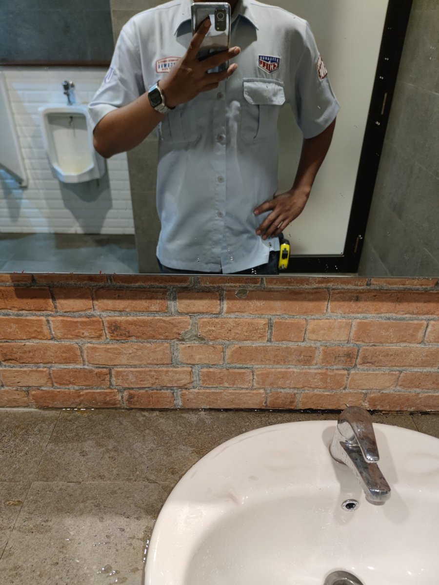querteeth's tweet photo. suka aja make workshirt😇 https://t.co/MKKS4Fa5ei