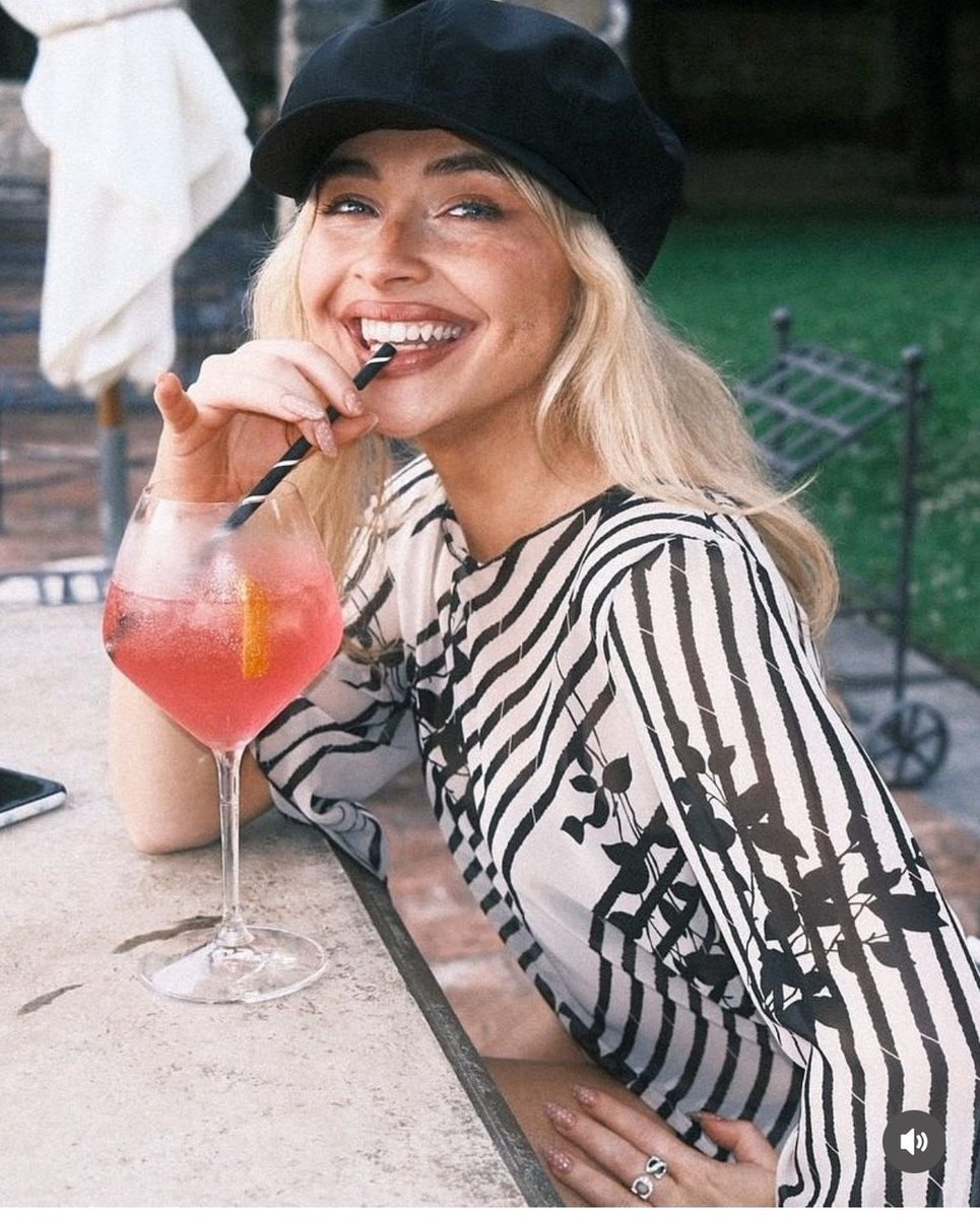 sabsslover's tweet photo. Sipping on my go go juice https://t.co/TI0IkO3ZYl