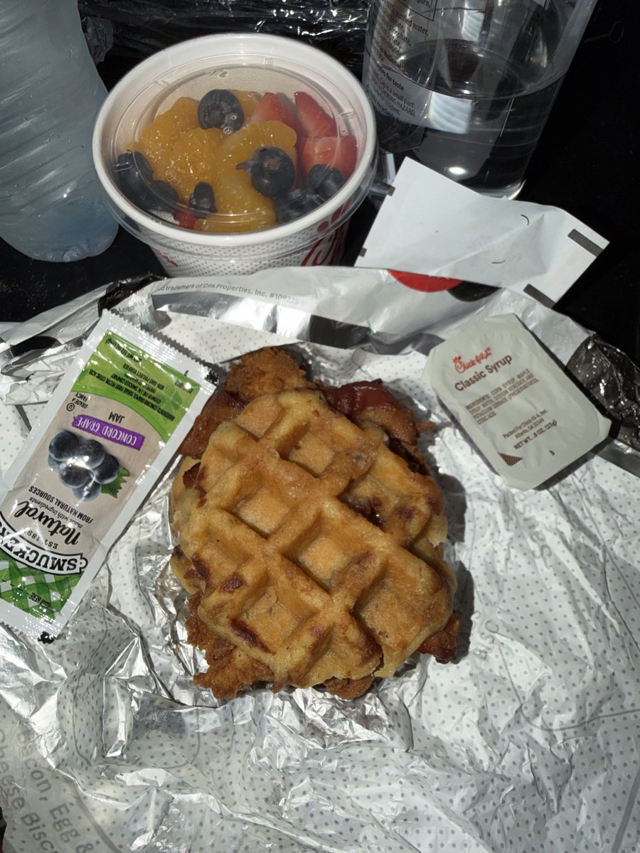 clarkcashes's tweet photo. Took one bite then threw it away cuz im on a diet

Review:

Not bad.
Overhyped

Felt like a nigger.

7.5 out of 10 https://t.co/wWpgHlMbWC