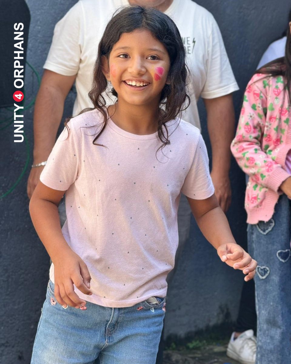 Unity4Orphans's tweet photo. Every child deserves to feel safe, supported, and reminded that their story matters. ❤️

Through our Healing 4 Change program, we’re creating spaces where vulnerable children can begin to heal. 

Visit https://t.co/pJTHJZoQkd to learn more. https://t.co/DyJb3jQ0ux