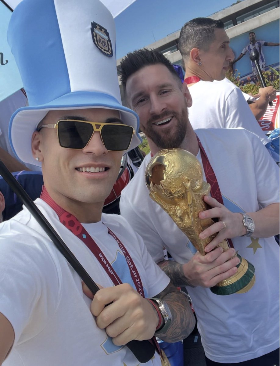 AlbicelesteTalk's tweet photo. ✉️❤️ Lautaro Martínez's letter to Leo Messi:

“From the first hug to the last…

"Leo, I don’t know if there are enough words to thank you for everything you did for us. Beyond everything you achieved on the pitch, what I’ll remember most is everything you taught us off it: never to give up, to keep trying after every setback, to work in silence and, above all, to always believe in ourselves.

"Your leadership wasn’t only in the goals, assists or trophies, but in the example you gave us throughout all these years representing our national team.

"You left me and all of our teammates with so much more than memories. You left us lessons that we’ll carry with us for the rest of our lives.

"Thank you for every piece of advice, every conversation, every training session, every hug and every moment we shared. Thank you for making history with us and for allowing us to be part of your story.

"We’re going to miss you so much, captain. We’ll be forever grateful that we were able to share this journey with you.

Thank you for everything, captain!!!! 💙🤍🇦🇷"