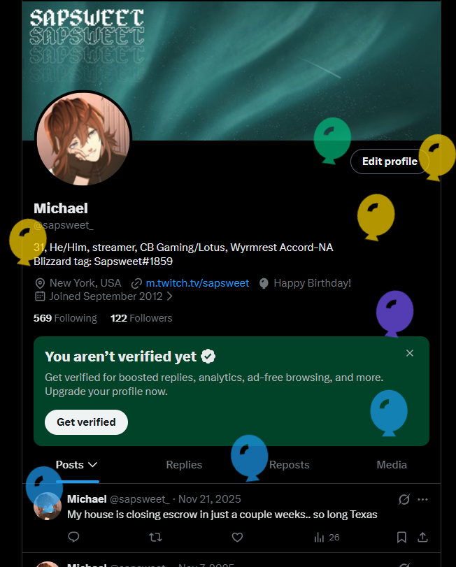 sapsweet_'s tweet photo. Hey my balloons aren't broken this year https://t.co/qODtN33nKz