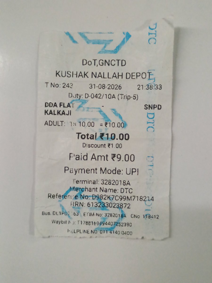 ramn_k's tweet photo. @dtchq_delhi  time: 9:52 pm towards safdarjung terminal bus stand modi mill....DL1PD7063
DRIVER (SIKH MAN WEARING TURBAN) DRIVING VERY RASHLY. CAN CAUSED SERIOUS ACCIDENT. PLESSE REMOVE HIM FROM DRIVING SERVICE. https://t.co/Ywvttu3J8E