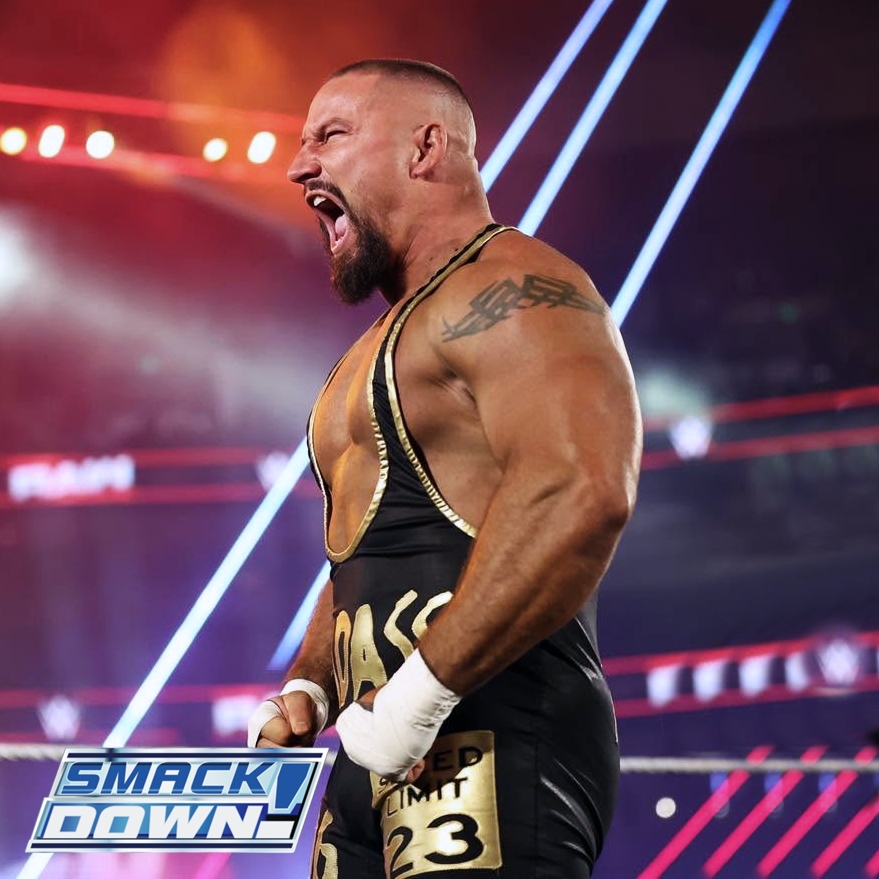 WrestleCourt's tweet photo. Triple H can easily build both of them as WWE's next biggest mega stars with placing Bron on SmackDown! and Oba on RAW parallelly like how Vince McMahon built Batista and Cena in 2005. https://t.co/AWbuCACzTi