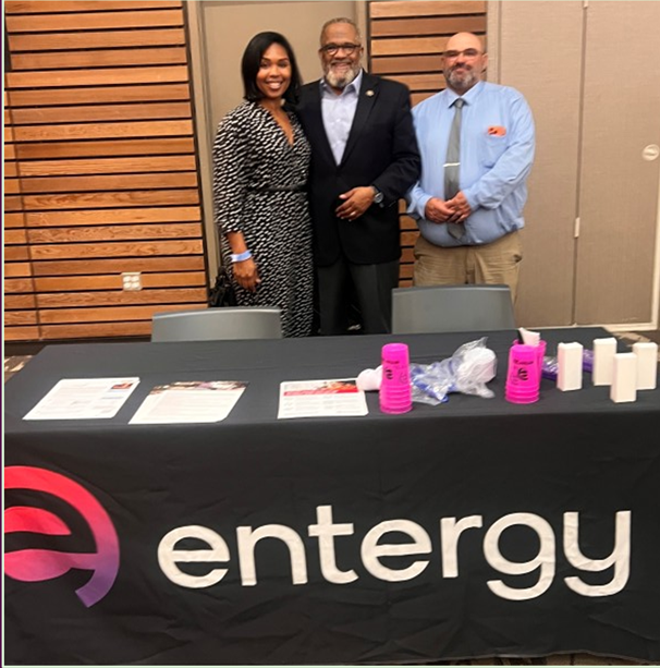 EntergyNOLA's tweet photo. Recently, members of Entergy New Orleans' team joined Congressman Troy A. Carter and community partners at University Medical Center for a resource fair focused on connecting residents with valuable resources, information and support.

We’re proud to partner with government agencies, nonprofits and community organizations to help connect our customers with resources that contribute to a better quality of life. Together, we’re powering a stronger New Orleans. ⚡️