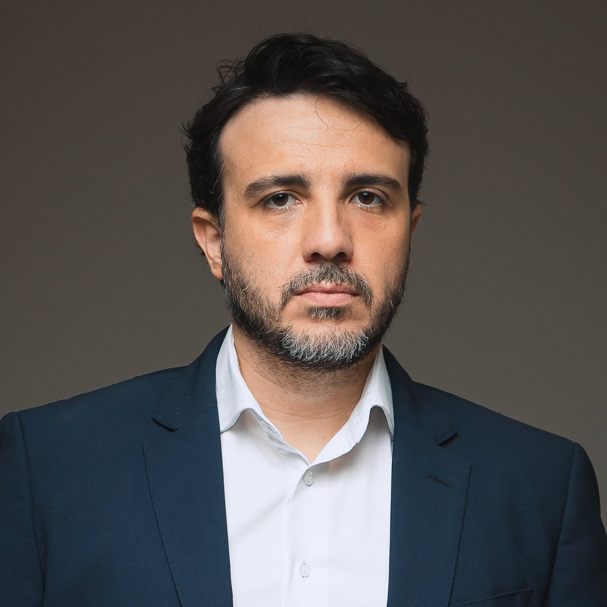 sboficial's tweet photo. Renan Santos tem campanha SUSPENSA pelo Ministro Dias Toffoli.

O candidato à Presidência da República não poderá mais exibir sua propaganda eleitoral e está proibido de participar de debates em rádio, televisão, podcasts e outros meios de comunicação. https://t.co/jVYhMbhUyI