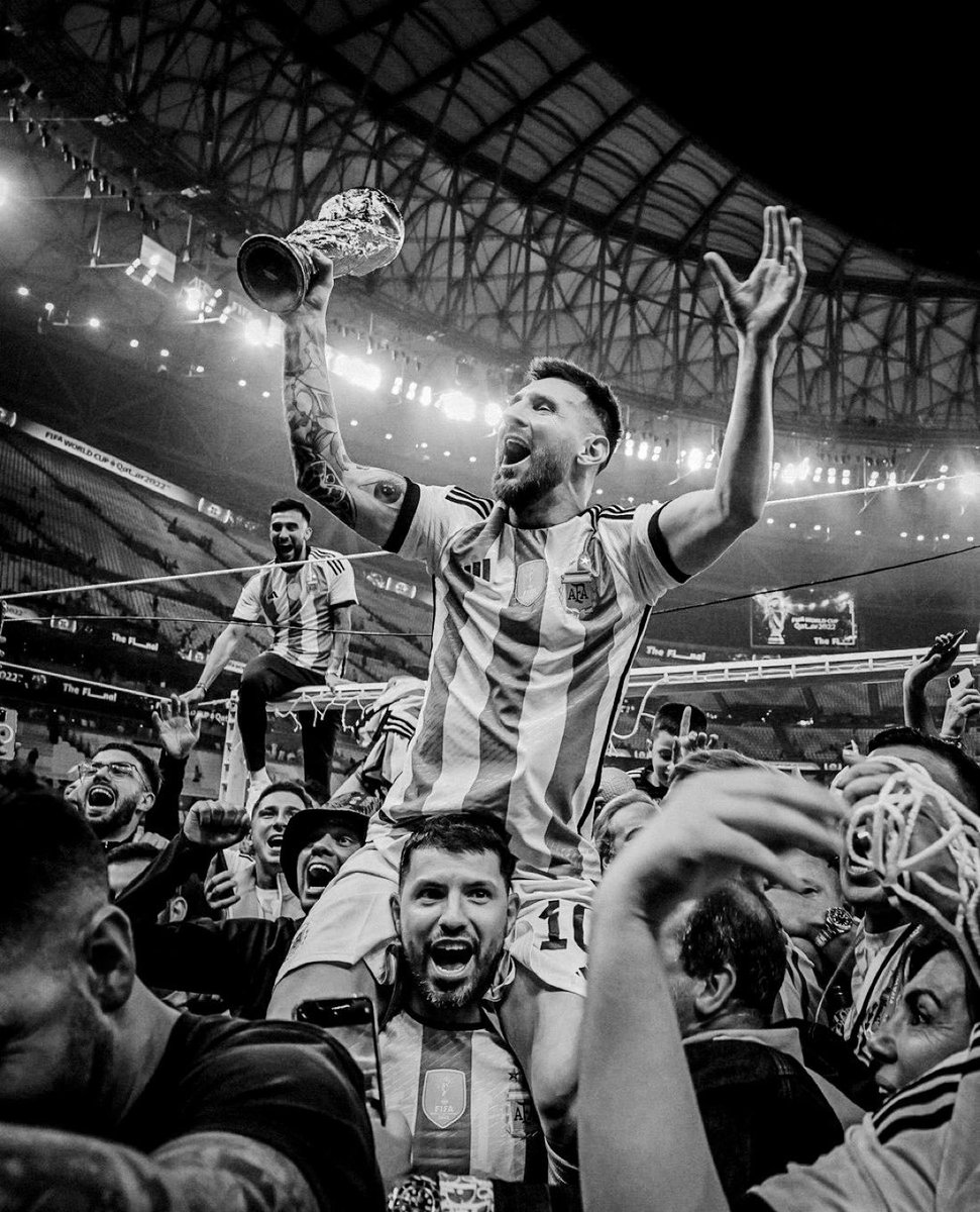 messi93019's tweet photo. ميسي يعلن اعتزاله دوليًا!😨❌ https://t.co/Pvo9lvCPHd