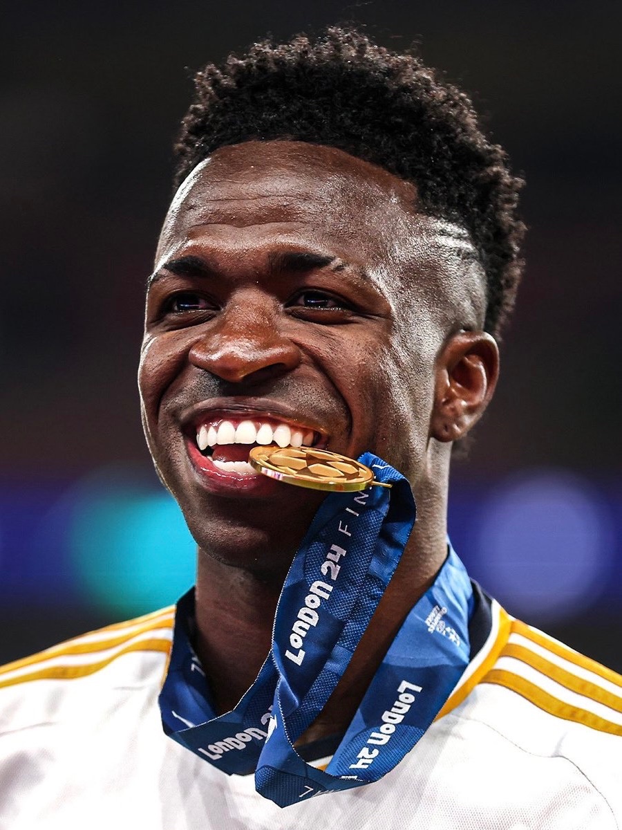 MadridXtra's tweet photo. 🚨 BREAKING: Vinicius Jr. has reached 100 CAREER ASSISTS. https://t.co/UVuW4POBjN