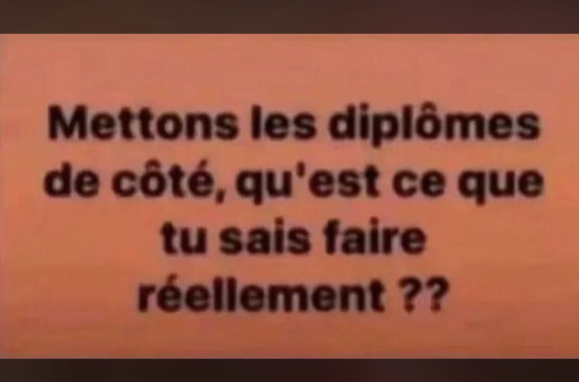 kaokafahe's tweet photo. Diplôme ils ont mis millions dedans là vous voulez mettre à côté ? Je sais rien faire oh, c'est école seulement je connais https://t.co/4YVEZUzKBf
