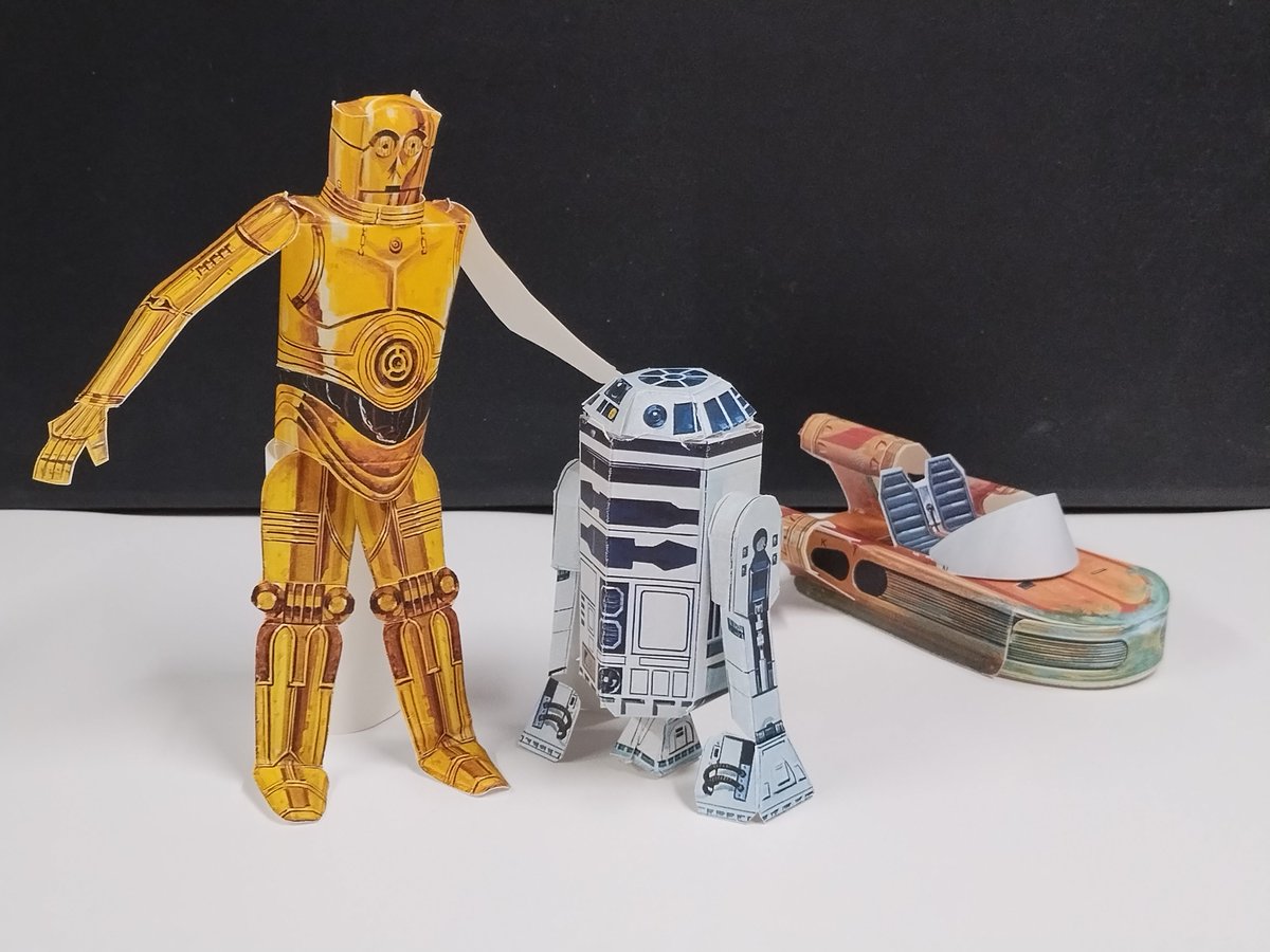 Atariboy1's tweet photo. Burger Chef Star Wars Fun Meal.
In 1978, Burger Chef became part of one of the early fast food promotions to Star War. They made cut out paper crafts and seeing I don't want to waste any original Fun meal I print them out and glue them on card stocks.
#StarWars #burgerchef https://t.co/brVc0ms2Ee