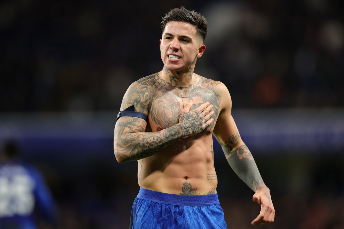 TheBlueDodger's tweet photo. 🚨 BREAKING: Man City have now made an official club to club approach to Chelsea for Enzo Fernández for the first time this summer!

Negotiations ongoing! 

(@FabrizioRomano) #CFC https://t.co/f9rkgW4MuZ