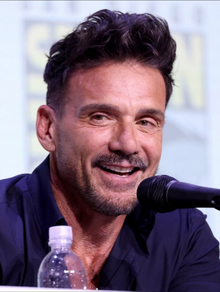 DiscussingFish_'s tweet photo. 'MAN OF TOMORROW star Frank Grillo has refused to eat his broccoli.

James Gunn is reportedly considering putting him in time-out. 

(Source: @TMZ) https://t.co/P3OTjyuVD9