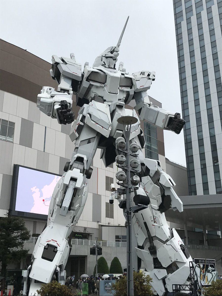 babirunnrunn's tweet photo. ユニコーンガンダム、9年間本当にお疲れ様でした！
自分がガンダムの世界に入った1番きっかけの作品であり、今でも1番好きな作品です！
等身大で見れてまるで夢のような時間でした！
またいつか見れたら良いな！
ありがとう！ https://t.co/8G7r8Dz7IC