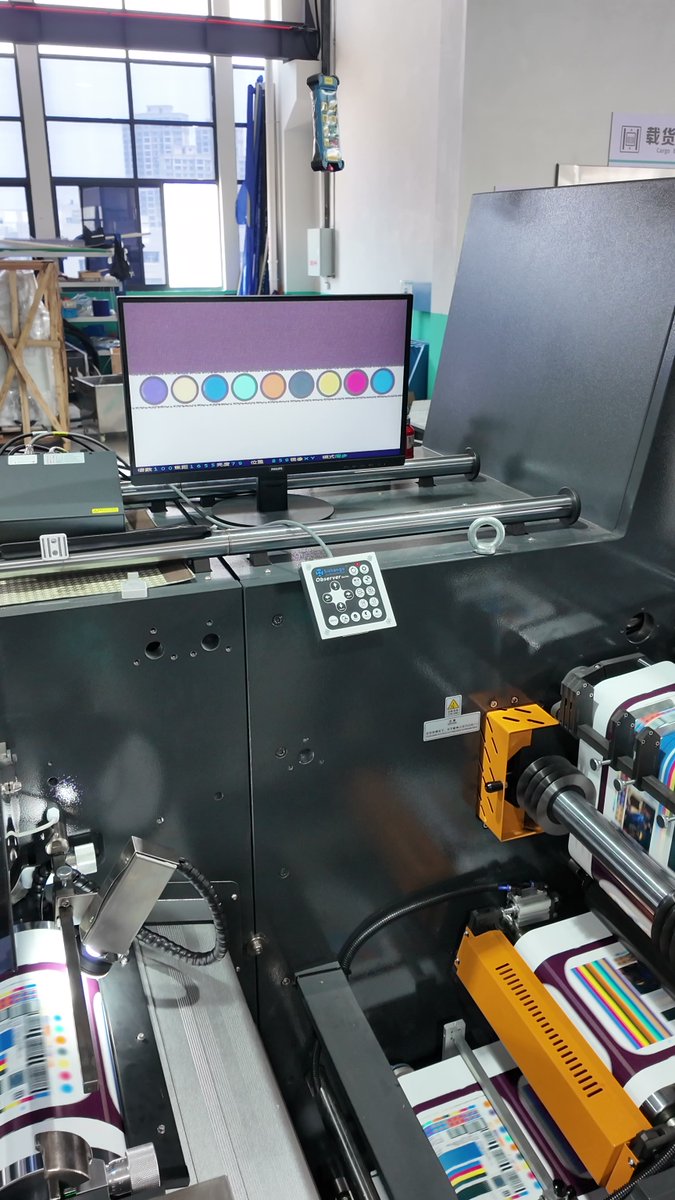 HongSheng10888's tweet photo. Real-time automatic deviation correction, lock register accuracy at high-speed printing and cut waste loss.
#PrintRegister #Flexographic #PrintEquipment #LabelMaker https://t.co/pIq0a1IE6k