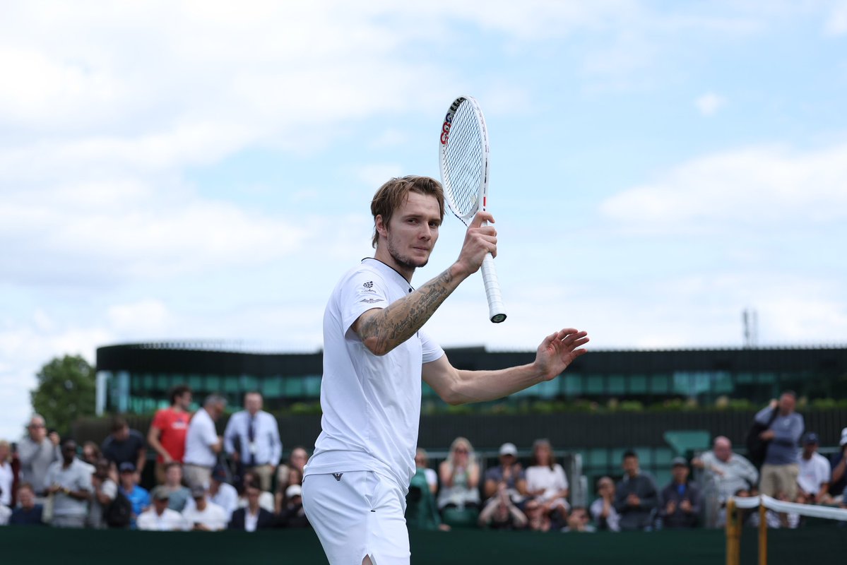 Bublik_Fan's tweet photo. Les matchs remportés par Bublik en Grand Chelem

🇬🇧Wimbledon | 12 victoires
🇺🇸US Open | 8 victoires ⬆️
🇫🇷Roland-Garros | 8 victoires
🇦🇺Open d'Australie | 6 victoires https://t.co/vkk9M4RIGS