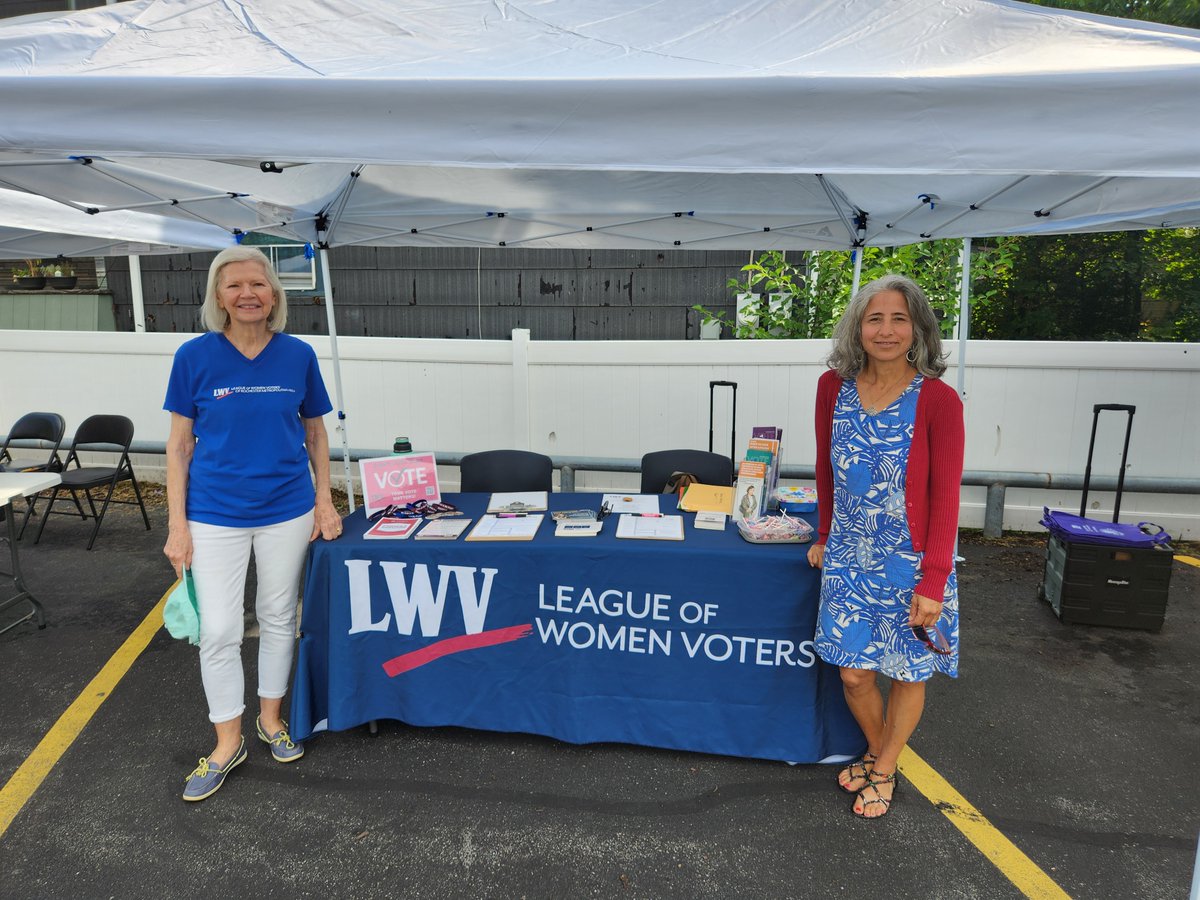 CommPlaceGR's tweet photo. Thank you to everyone who came out to support the community!

Thank you @IberoRoc, @LWV of Rochester , @ConnectedComROC, @RochesterWorks,  Rise Up Rochester . . . https://t.co/r5ZFOcSmm6
