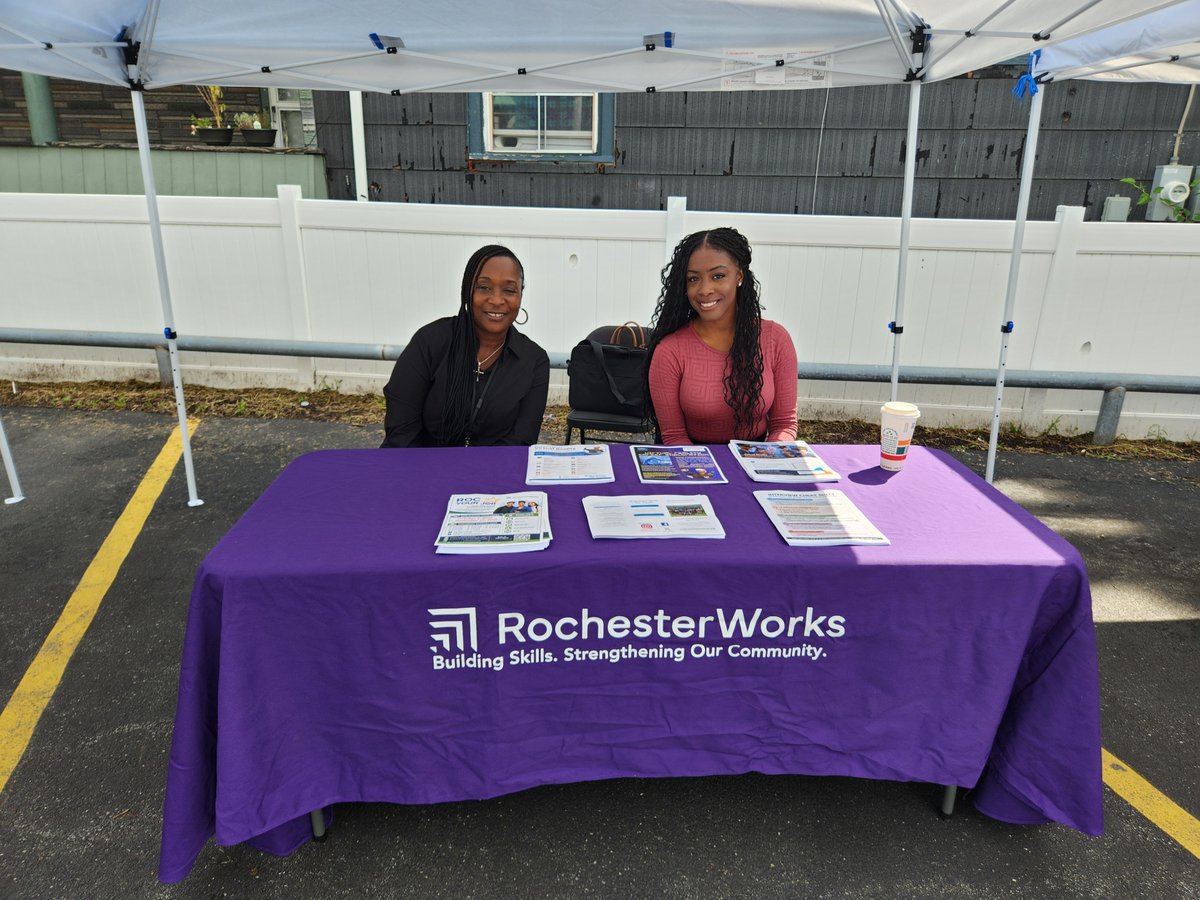 CommPlaceGR's tweet photo. Thank you to everyone who came out to support the community!

Thank you @IberoRoc, @LWV of Rochester , @ConnectedComROC, @RochesterWorks,  Rise Up Rochester . . . https://t.co/r5ZFOcSmm6
