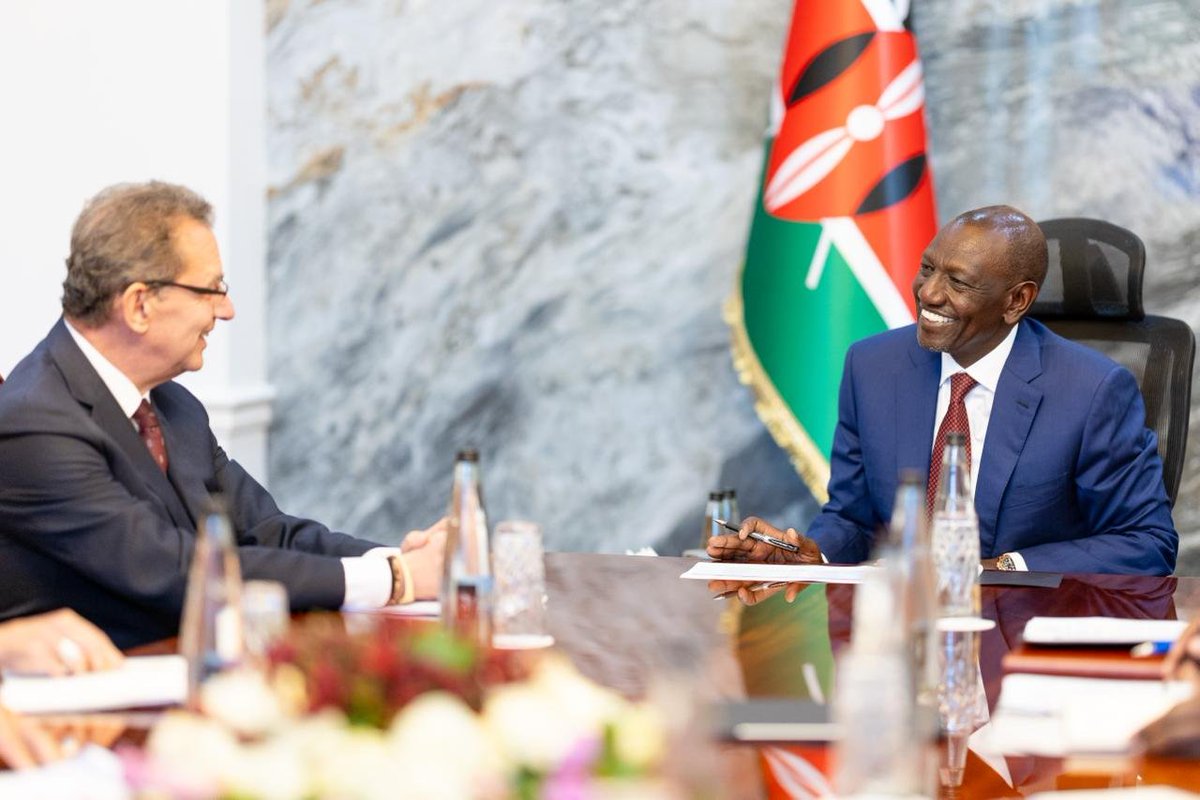 WilliamsRuto's tweet photo. Today, Kenya has made a major breakthrough in the treatment of several cancers following the signing of a consequential agreement with Pfizer, a United States multinational pharmaceutical and biotechnology corporation.

Consequently, prices of medicines for the treatment of breast, stomach, colon, lung, prostate, oesaphagus, leukaemia, lymphoma and multiple myeloma cancers have reduced remarkably by more than 7 times. 

In some instances, the cost has reduced from as high as KSh1 million to less than KSh50,000 per cycle. The impact of the agreement between Pfizer and the Kenya Medical Supply Authority (KEMSA) - titled Accord for a Healthier World - will make the KSh800,000 Social Health Authority (SHA) cancer package fully adequate without additional cost to patients.

Additionally, Kenya will access newer medicines without the 10-year wait that cancer patients are currently subjected to. 

As the African Union Champion for Local Manufacturing of Medical Commodities, I am proud that Pfizer is making available these technologies and newer medicines for local pharmaceutical production in the continent.

Grateful to have received Pfizer Chairman and CEO Albert Bourla at State House Nairobi. He was accompanied by Health Cabinet Secretary Aden Duale, Charge d'Affaires at the US Embassy in Nairobi Carla Benini, Medical Services Principal Secretary Ouma Oluga and Pfizer officials.

Thanked Pfizer for the wonderful work it is doing in Kenya and the impact it is making. We will continue working together to strengthen our Universal Health Coverage.
