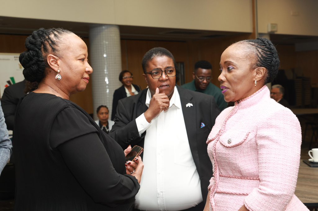 GoZa_TV_'s tweet photo. Minister Sindisiwe Chikunga Briefs Media on GBVF Council

Minister Sindisiwe Chikunga briefed members of the media on the operationalisation of the GBVF Council, strengthening coordinated action and accountability in the national response to GBVF. #GBVF #gozatv https://t.co/Wbj3ec5WGS